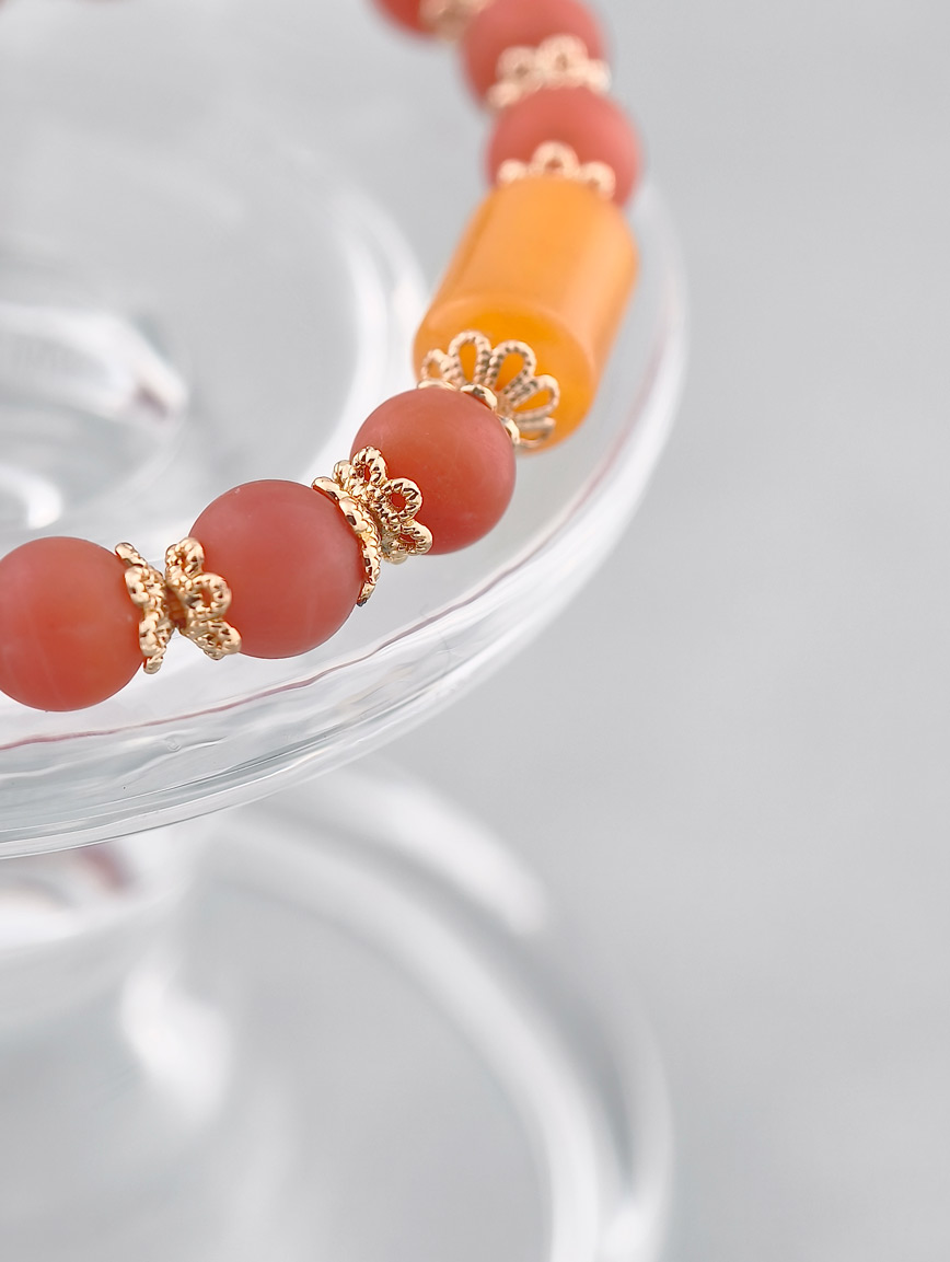 Natural South Red Agate and Beeswax Bracelet