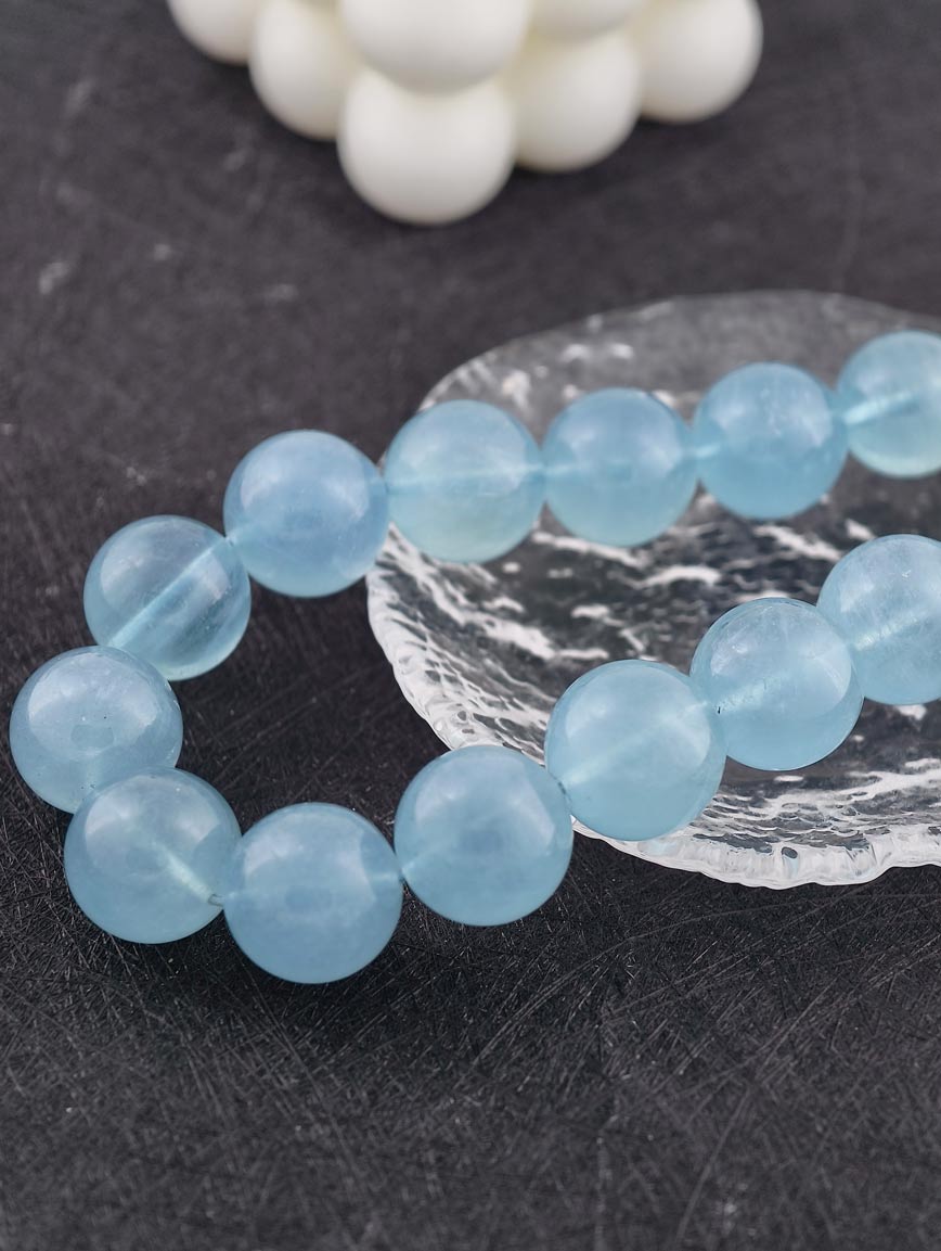 Top-grade Natural Aquamarine Necklace