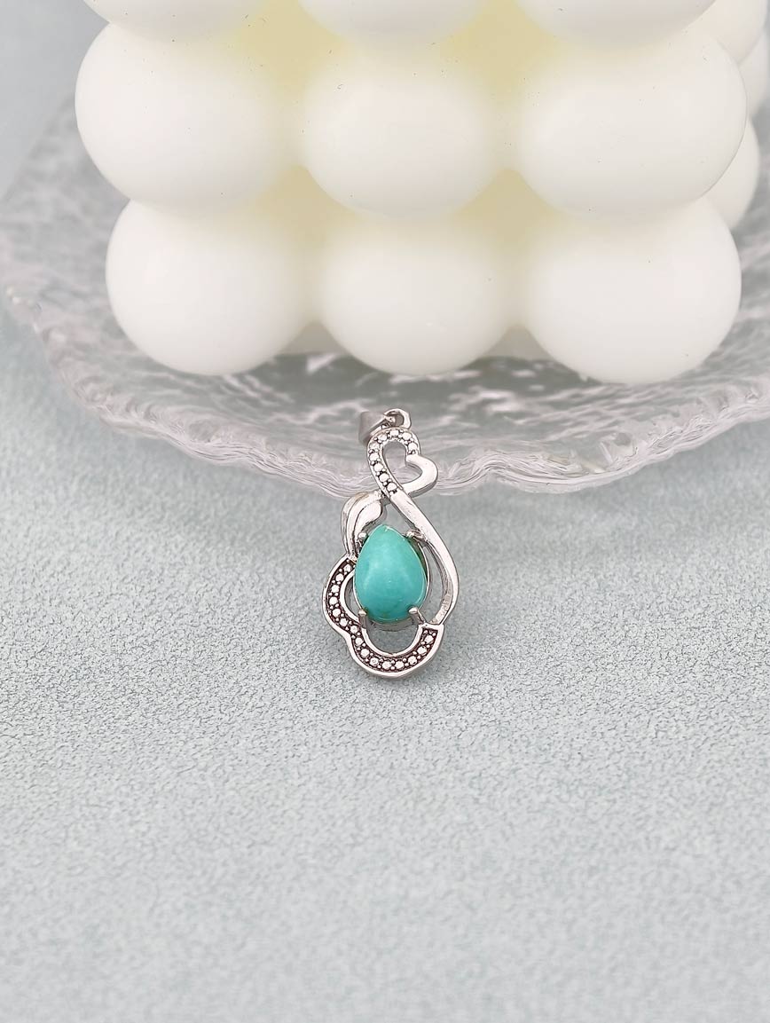 Natural Turquoise Exquisite Style Pendant