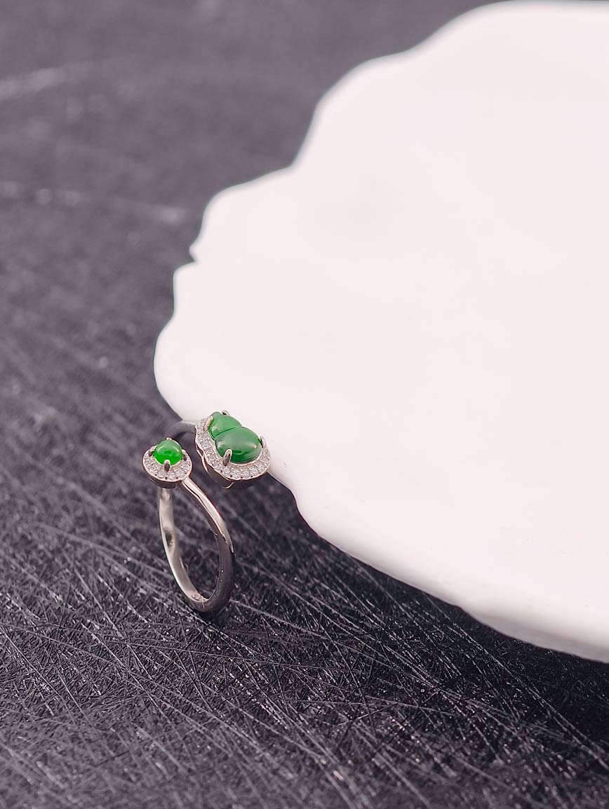 Natural Jadeite Gourd Ring