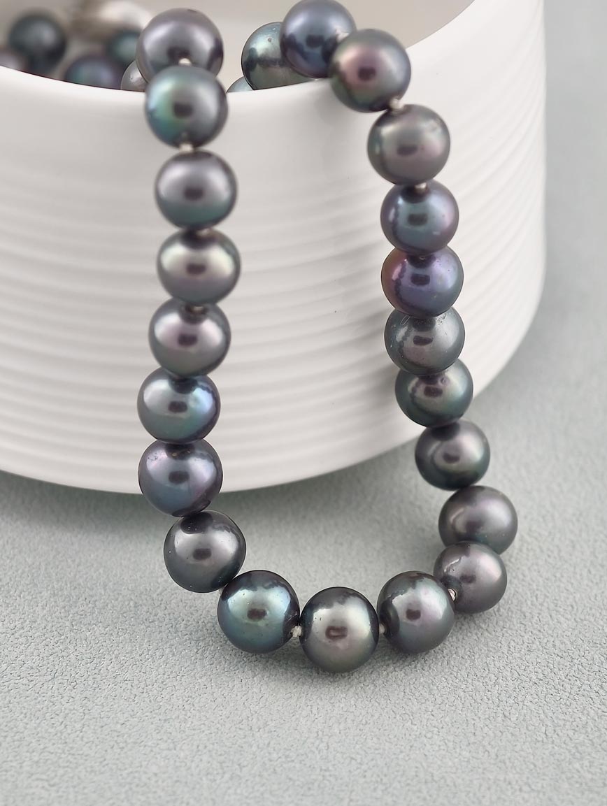 Natural Freshwater Black Pearl Necklace