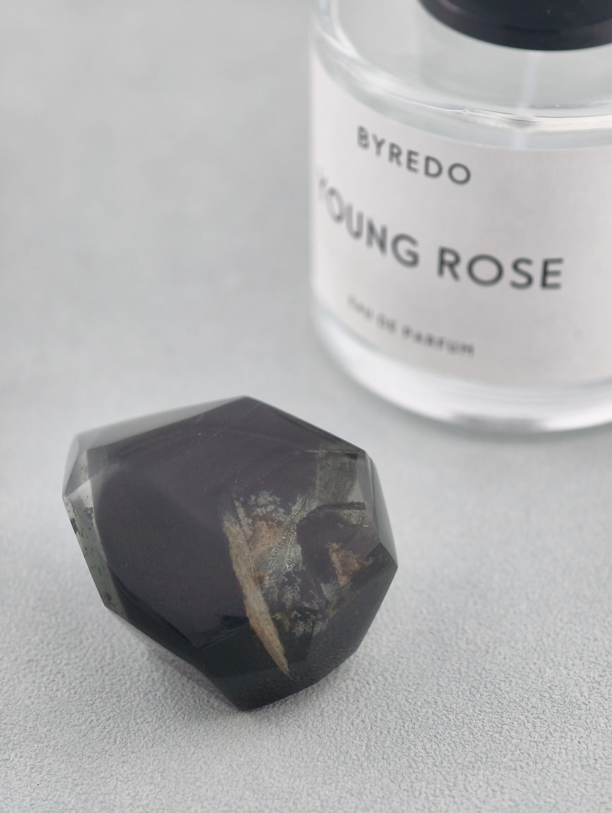 Natural Green Phantom Pyramid Column