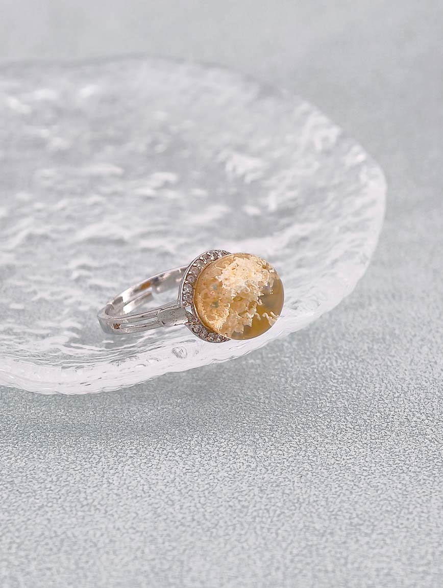 Natural White Phantom Simple Ring