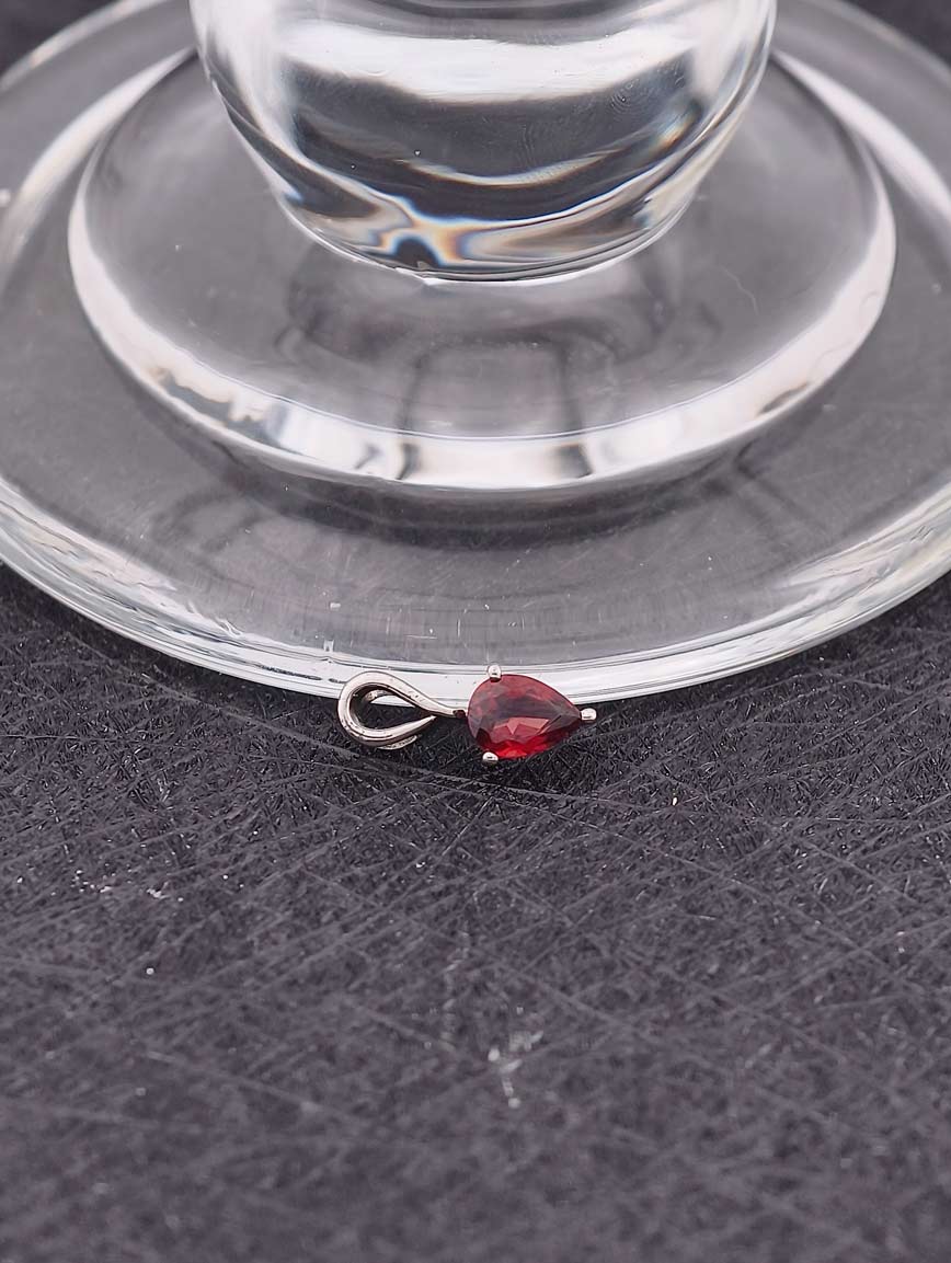 Natural Garnet  Simple Style Pendant