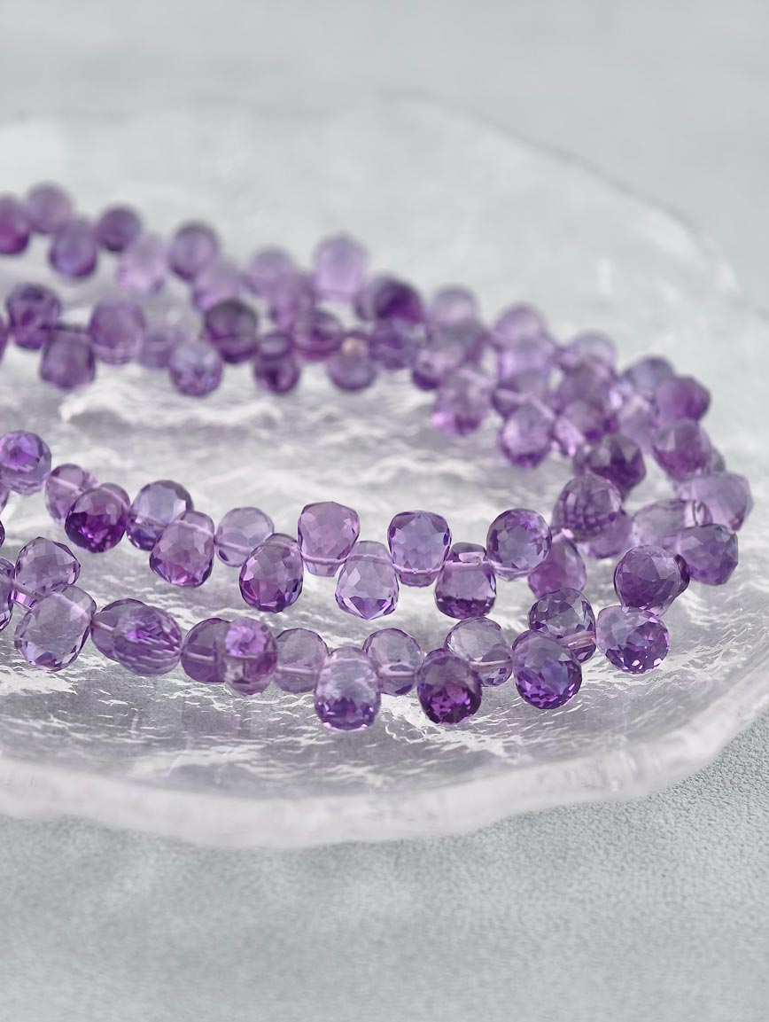 Top-grade Amethyst Necklace with Diamond Cut