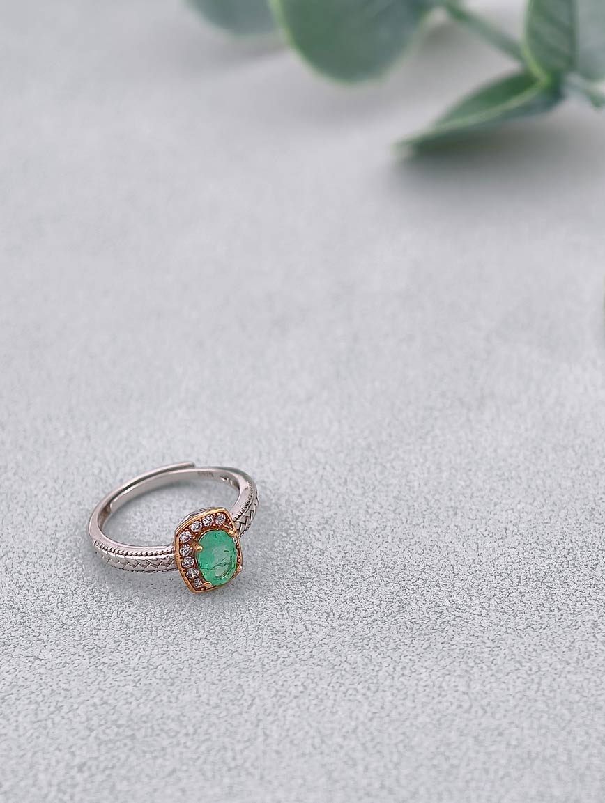 Natural Emerald Delicate Ring