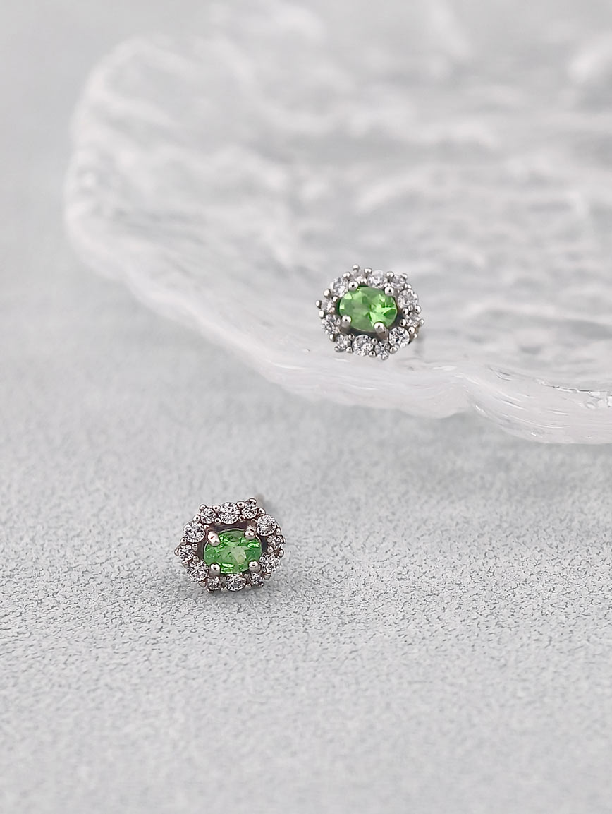 Natural Peridot Exquisite Style Sterling Silver Earrings