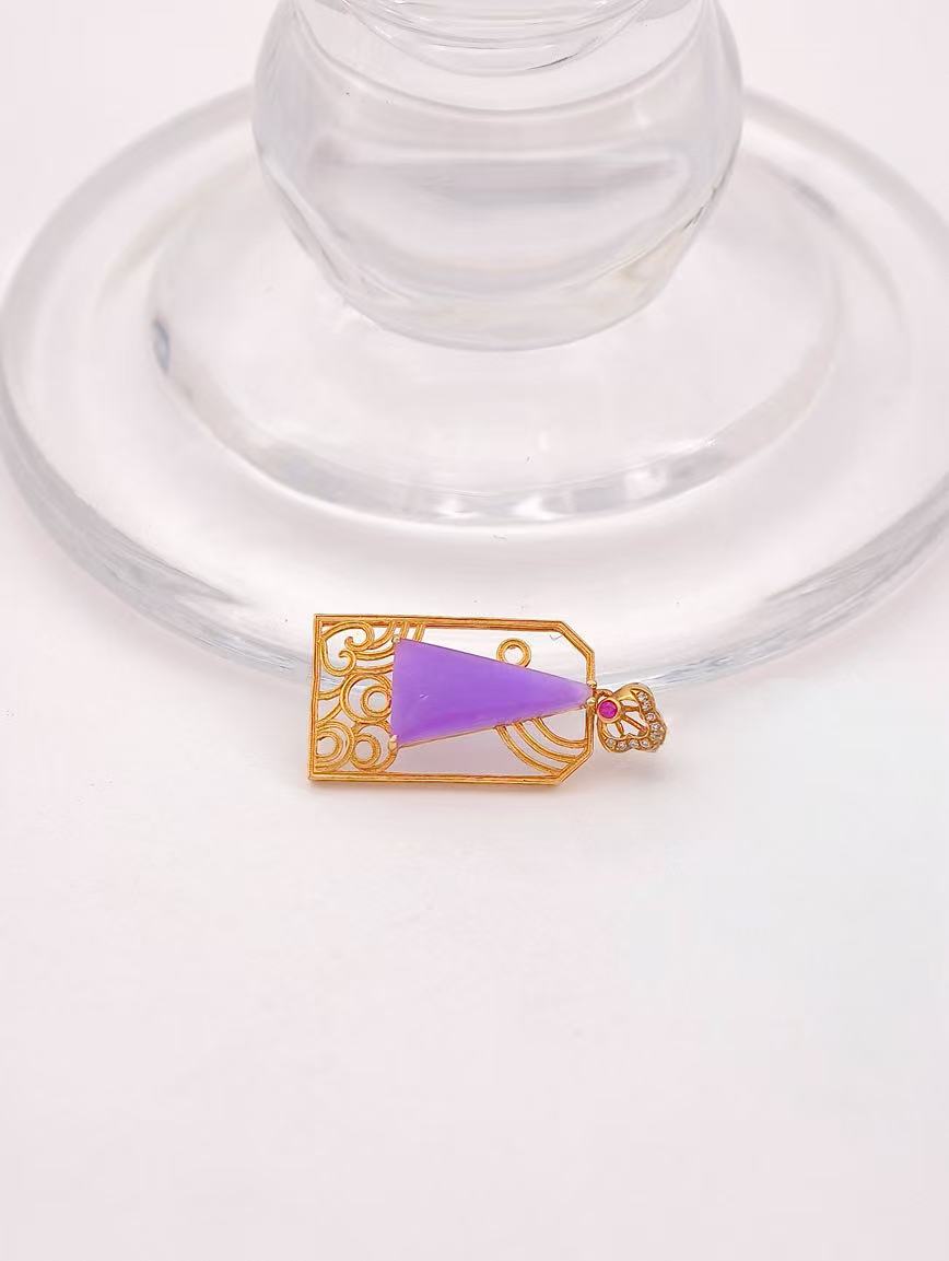 18K Gold Sugilite Pendant