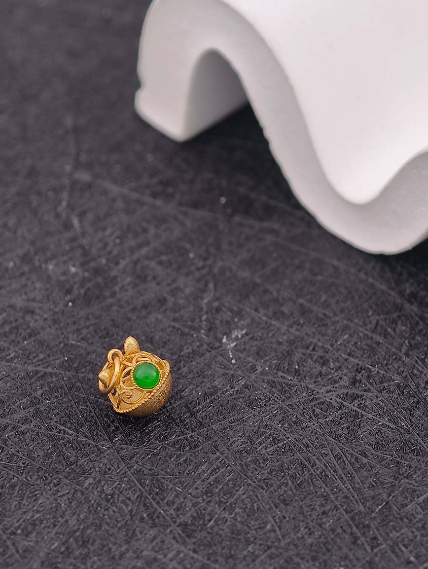 Jadeite Openwork Bell Cat Sterling Silver Pendant