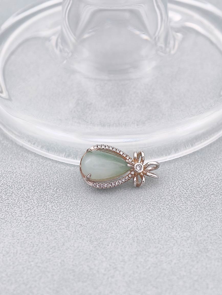 Natural Jadeite Delicate Style Sterling Silver Pendant