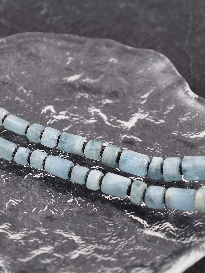 Natural Aquamarine Column Shaped Necklace