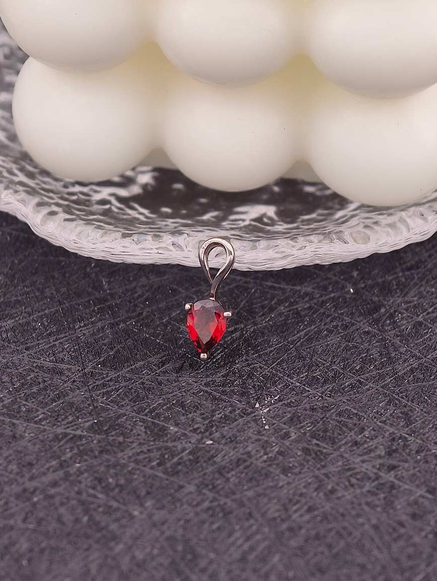Natural Garnet  Simple Style Pendant