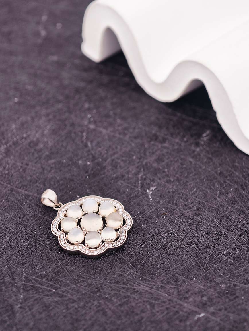 Natural Moonstone Delicate Style Pendant