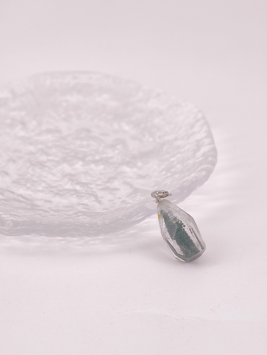 Natural Green Phantom Simple Style Pendant