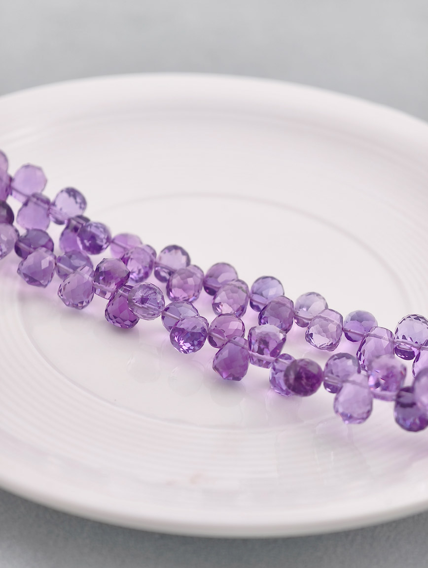 Top-grade Amethyst Necklace with Diamond Cut