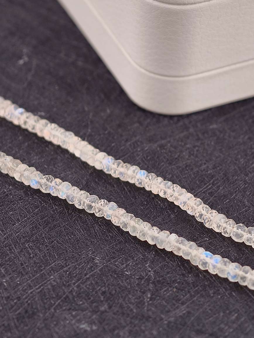 Abacus Bead Gradient Blue Moonstone Necklace