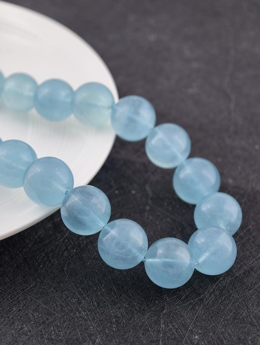 Top-grade Natural Aquamarine Necklace