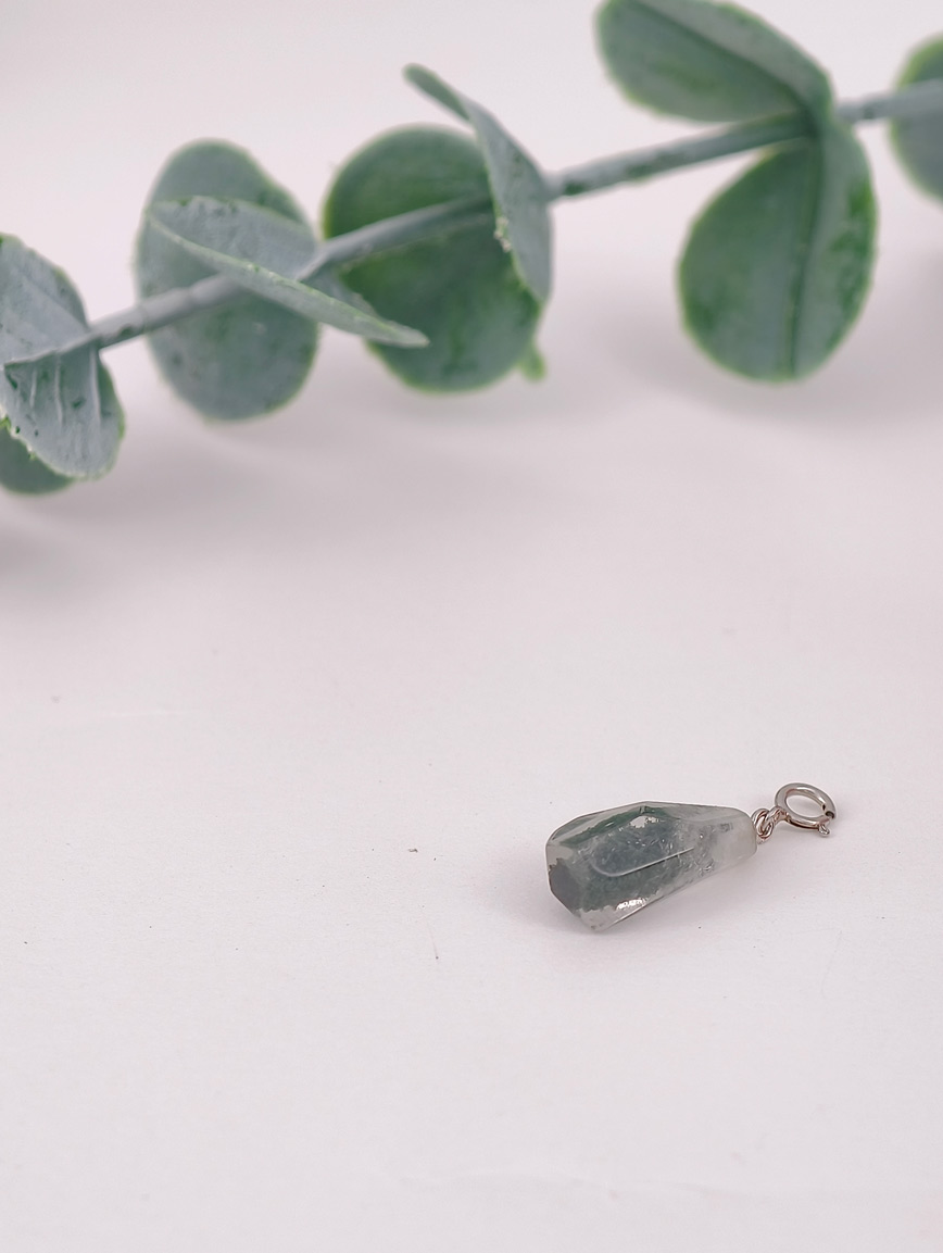 Natural Green Phantom Simple Style Pendant