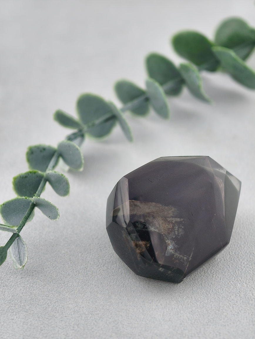 Natural Green Phantom Pyramid Column