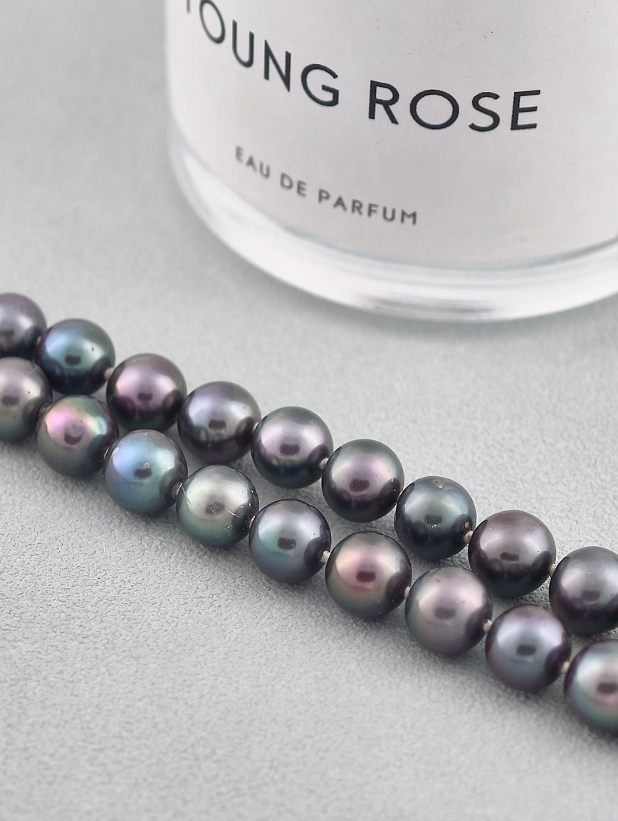 Natural Freshwater Black Pearl Necklace