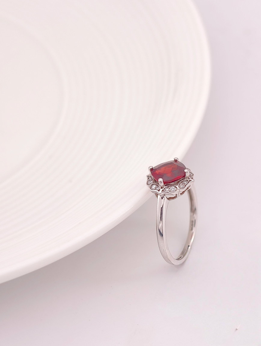 Natural Wine Red Garnet Design Ring