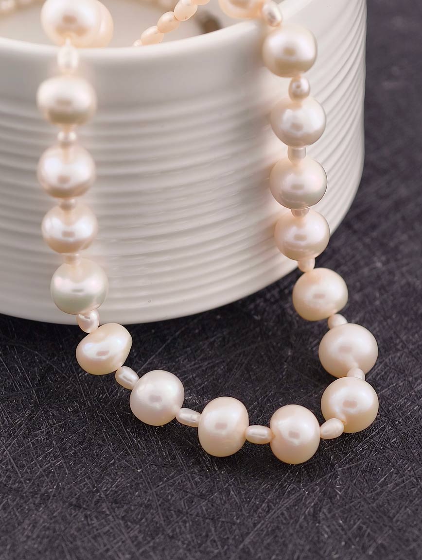 Natural Freshwater Pearl Necklace